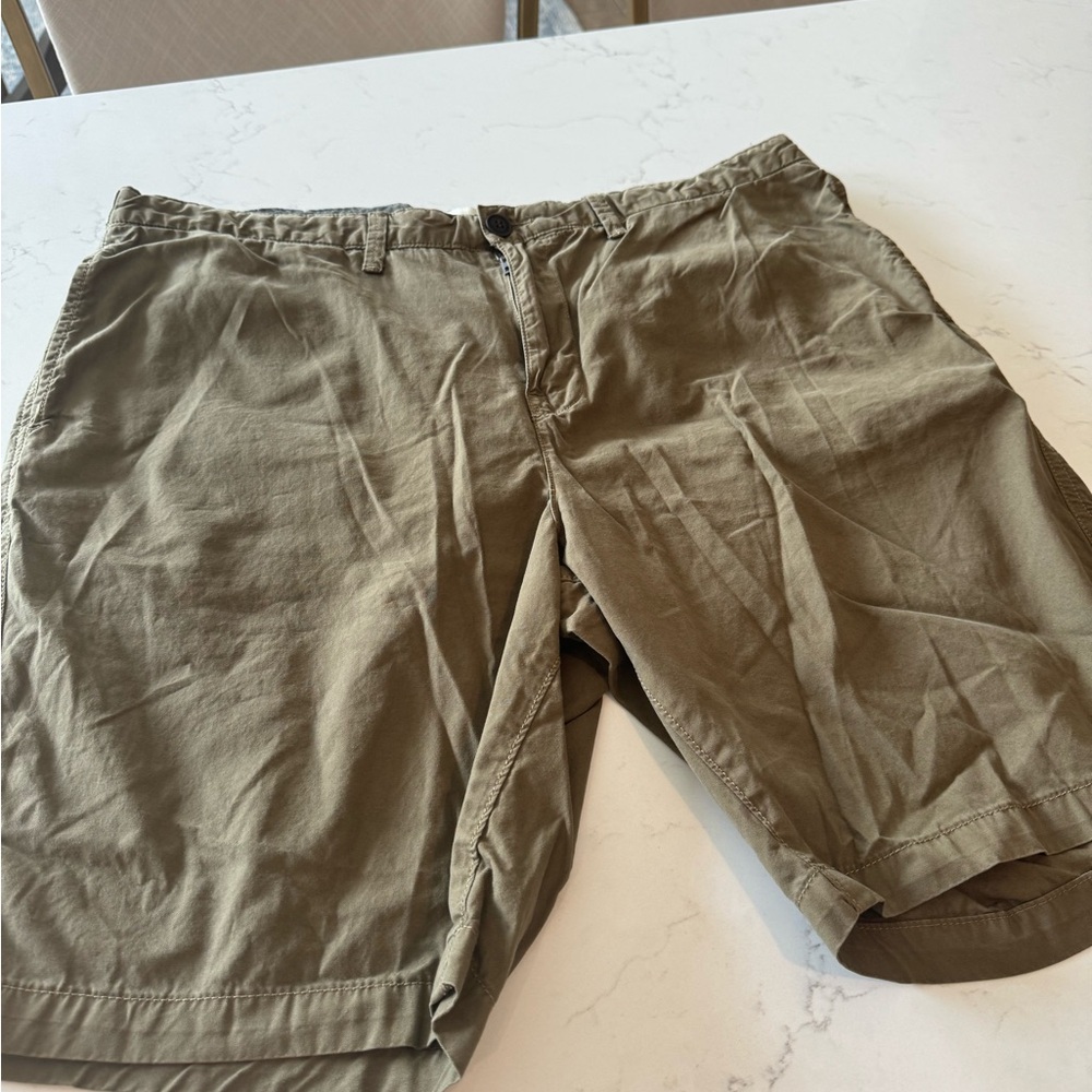 Men’s lucky shorts size 40